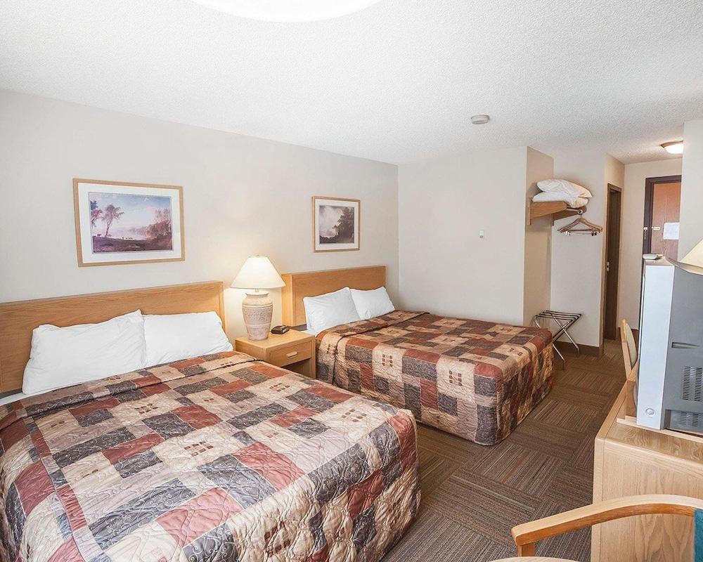 Coast Hinton Hotel Luaran gambar
